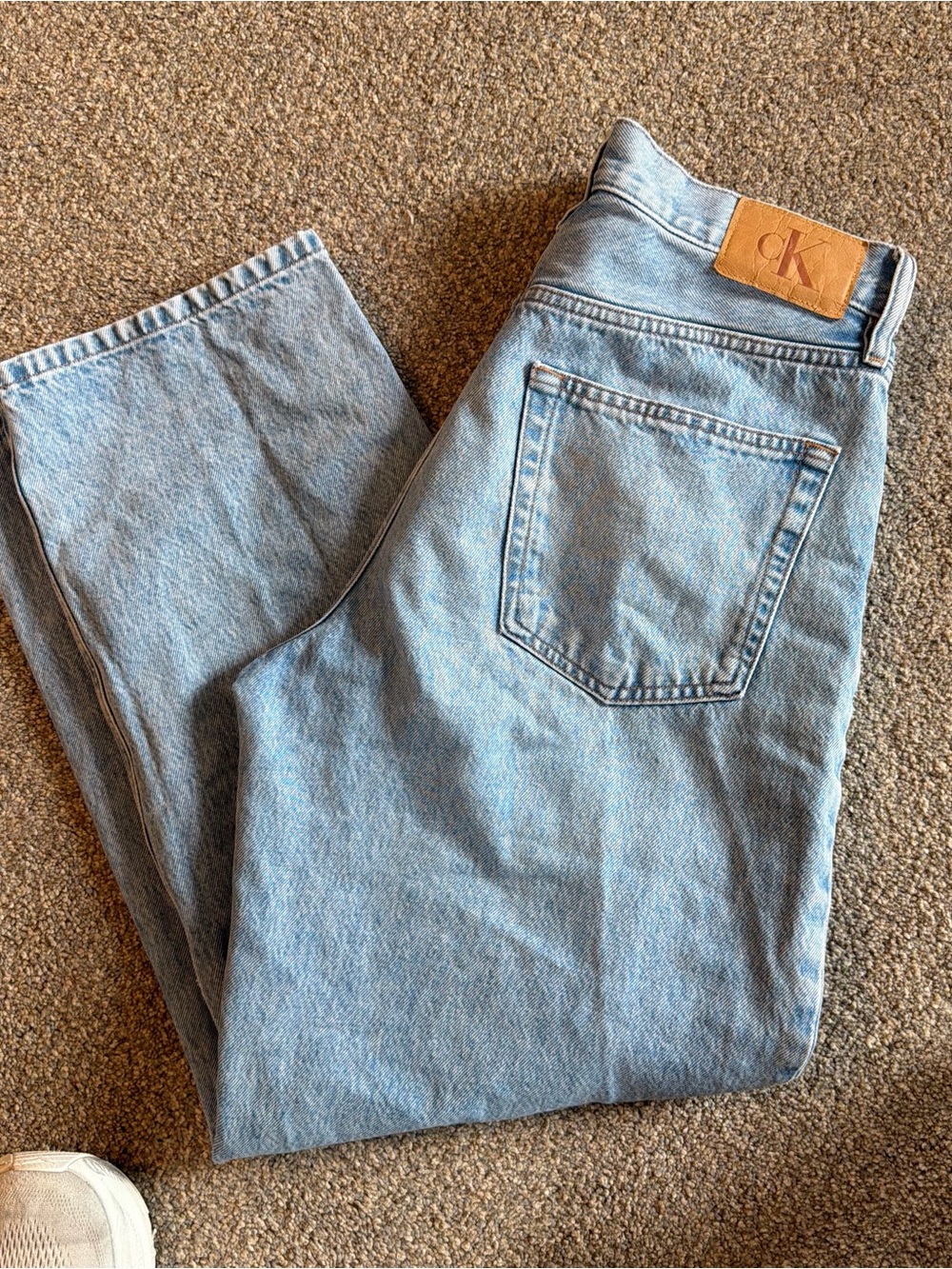Calvin Klein 90s loose jeans